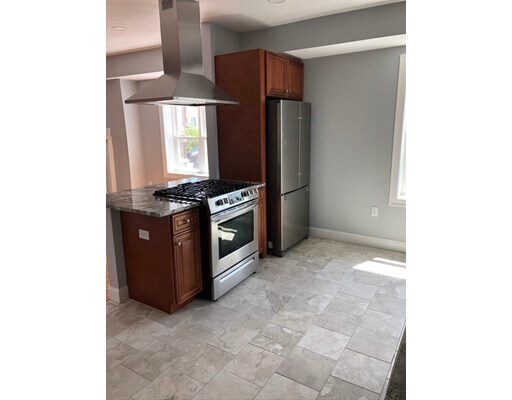 Primary Photo - 360 Mountain Ave