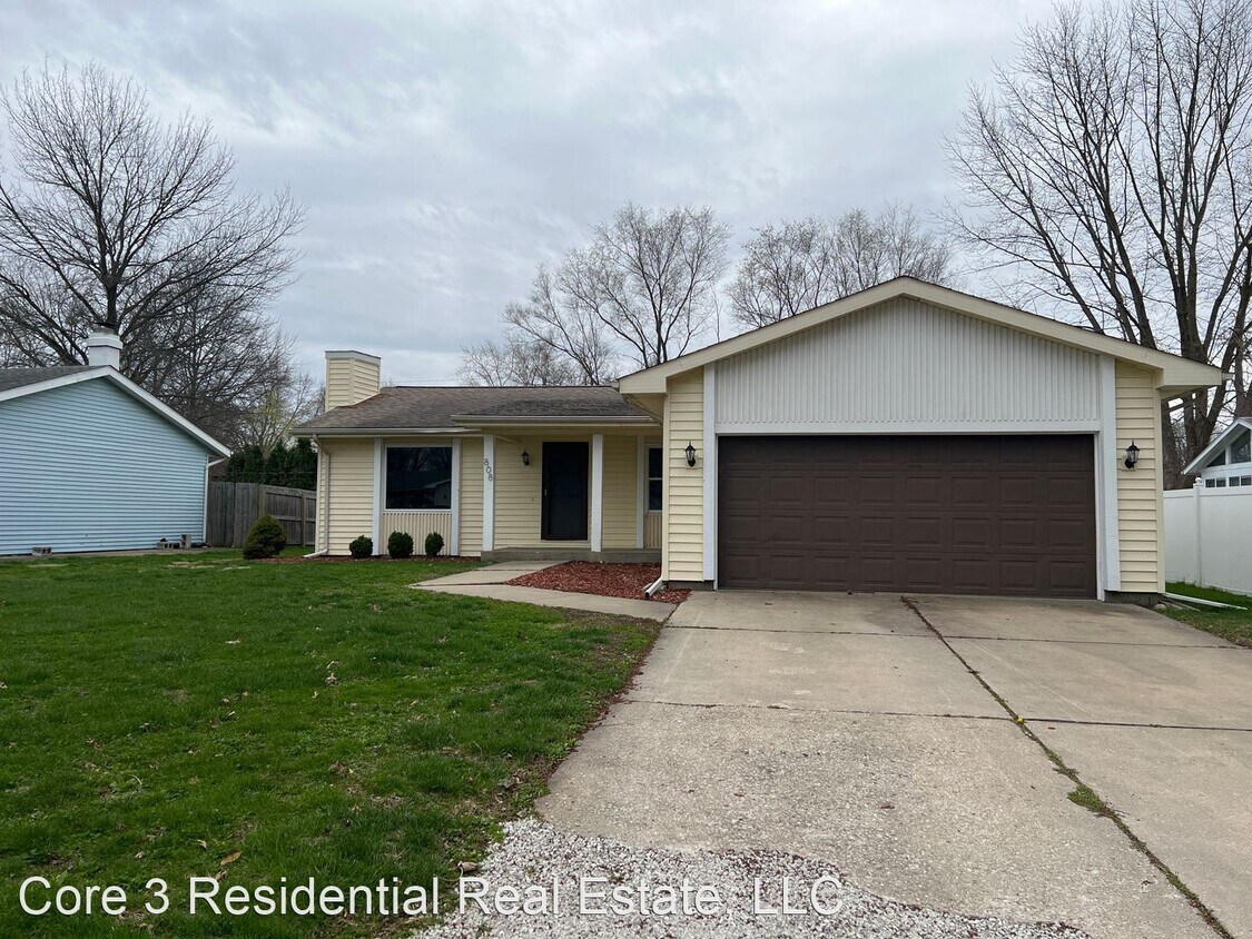 808 Hackberry Dr, Chatham, IL 62629 House Rental in Chatham, IL