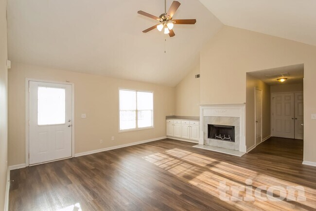 Foto del edificio - 218 N Winds Ct