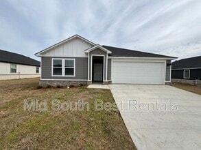 Building Photo - 6416 Newark Dr