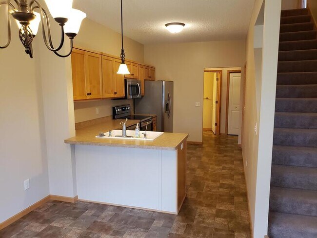 Foto del edificio - 9473 Eagle Nest Ln