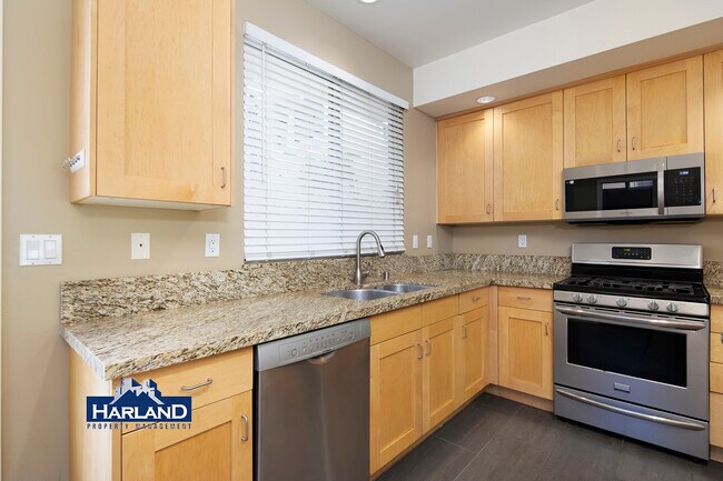 Foto del edificio - 3528-3538 Indiana Street Unit 3528-