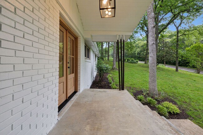 Foto del edificio - 909 Plateau Pkwy
