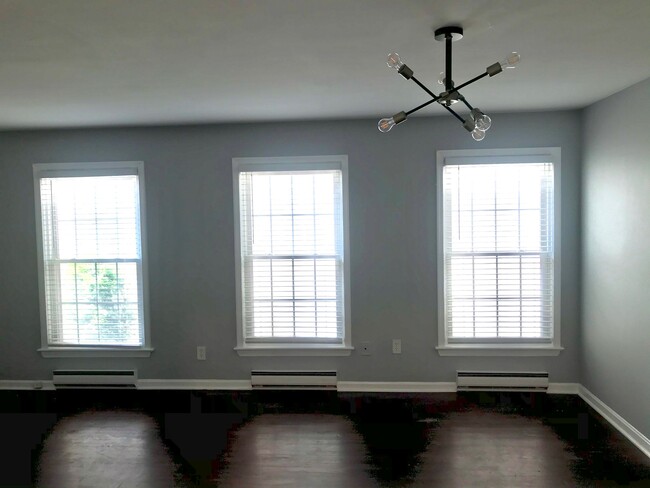 Living Room - 900 24th St NW