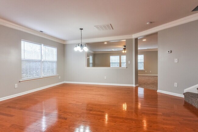 Foto del edificio - 6539 Guard Hill Dr