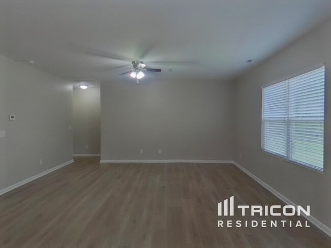 Building Photo - 7502 Spring Spruce Ln