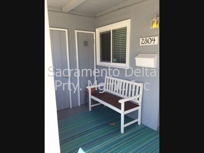 Building Photo - 2804 Santa Paula Ct
