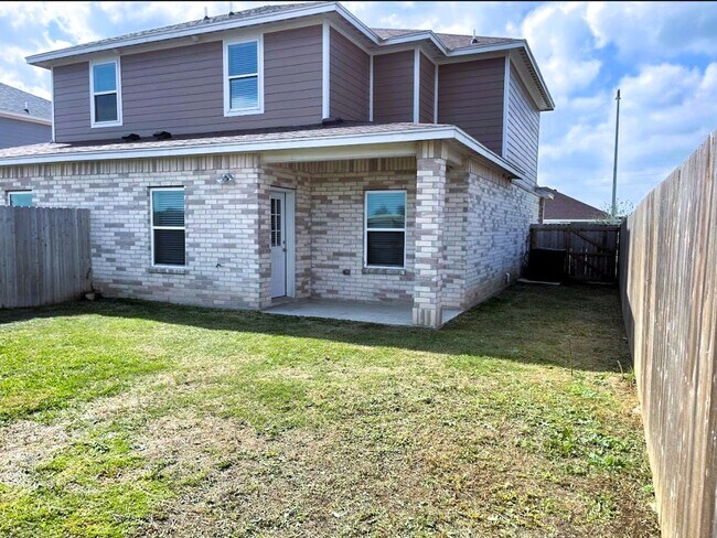 Foto del edificio - 113 Mimosa St