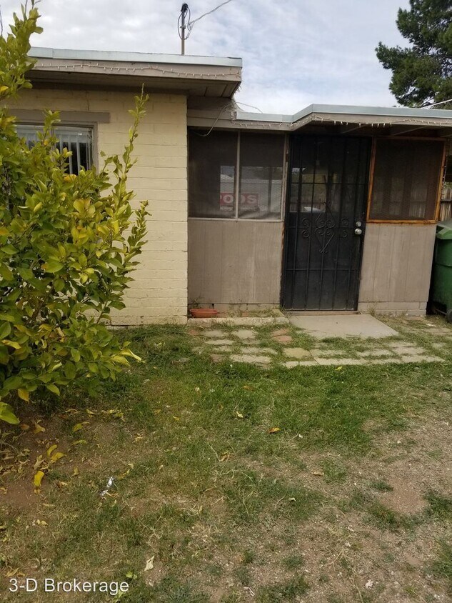 Primary Photo - 5819 E 23rd St