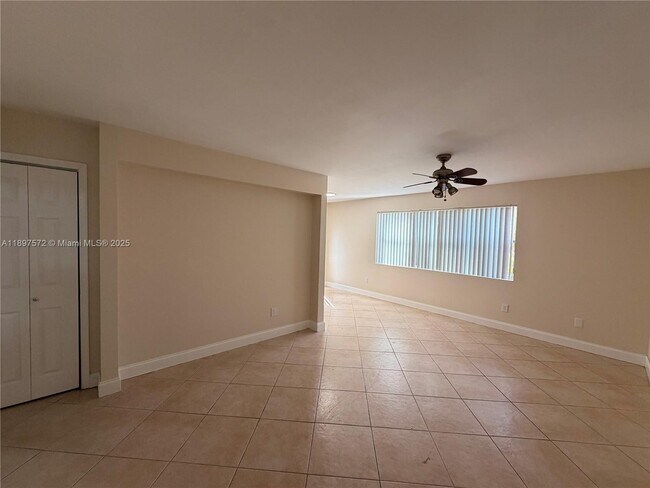 Foto del edificio - 15320 SW 106th Terrace