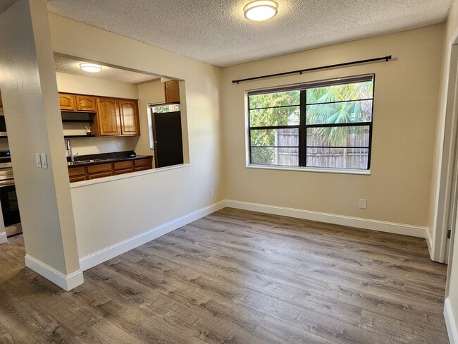 Foto del edificio - 1773 Tifton Terrace S