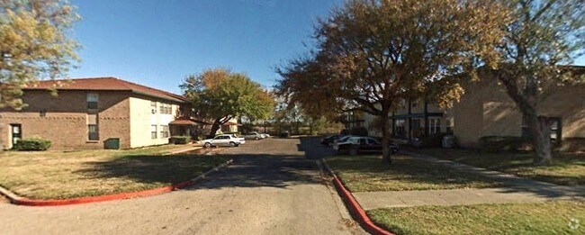 The Village Condominiums Rentals Waco, TX