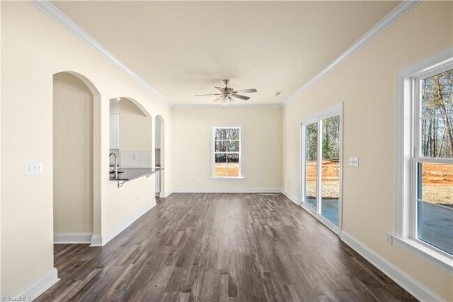 Foto del edificio - 739 Petree Rd