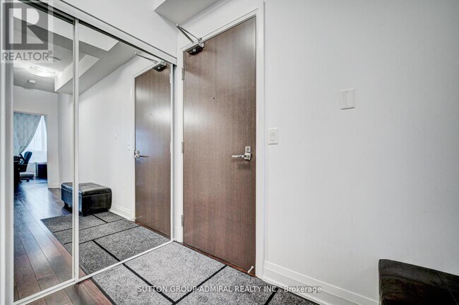 Photo du bâtiment - 75 N Park Rd