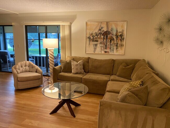 Building Photo - 15496 Lakes of Delray Blvd