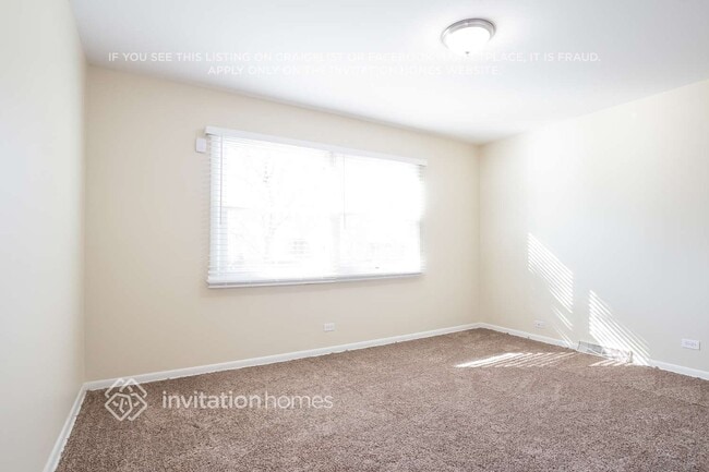 Building Photo - 423 N Park Dr
