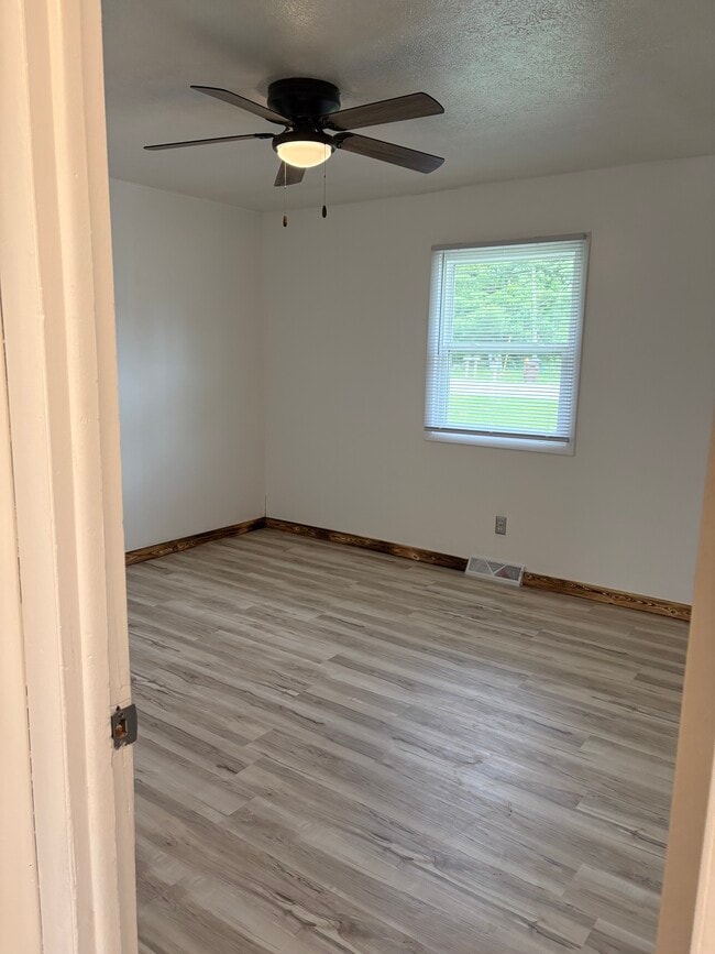 Building Photo - 5204 S College Dr