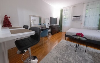 Building Photo - 1369 1st Ave