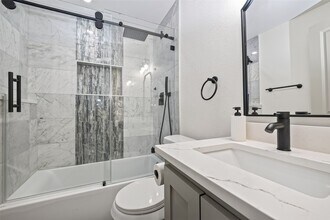 Building Photo - 5803 Greencraig Dr