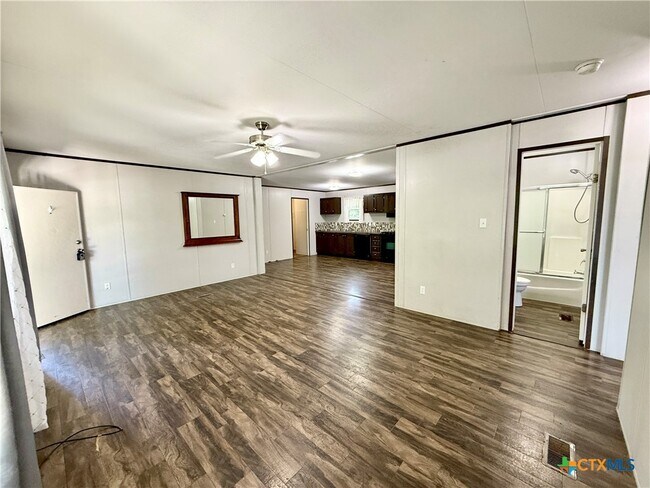 Foto del edificio - 159 Deer Ln
