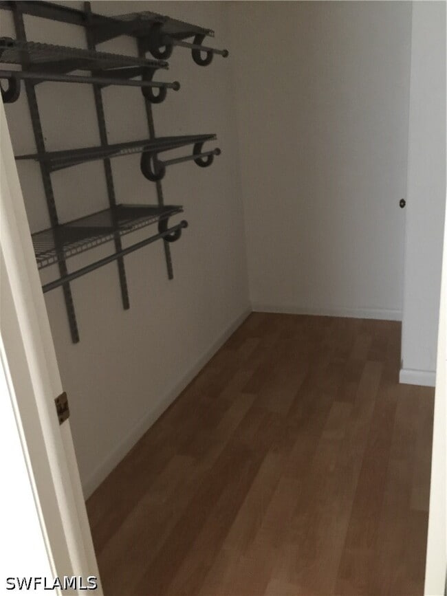 Foto del edificio - 5651 Rattlesnake Hammock Rd