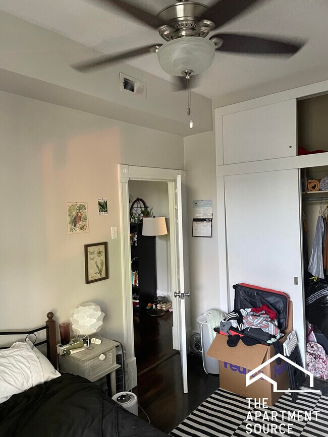Foto del edificio - 1446 W Fletcher St