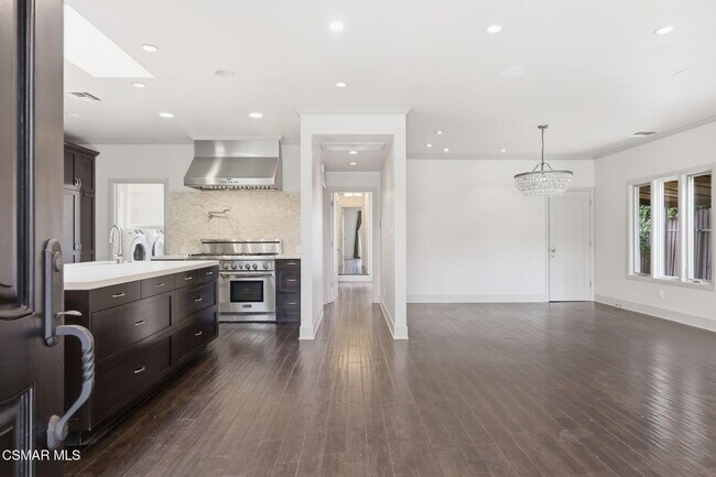 Foto del edificio - 732 N Alta Vista Blvd