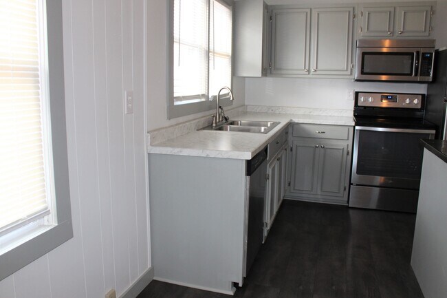 Foto del edificio - 724 W Sycamore St