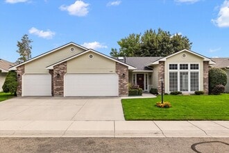 Building Photo - 2168 N Glennfield Way