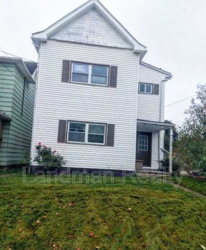 566 Fayette St, Washington, PA 15301 Condo for Rent in Washington, PA