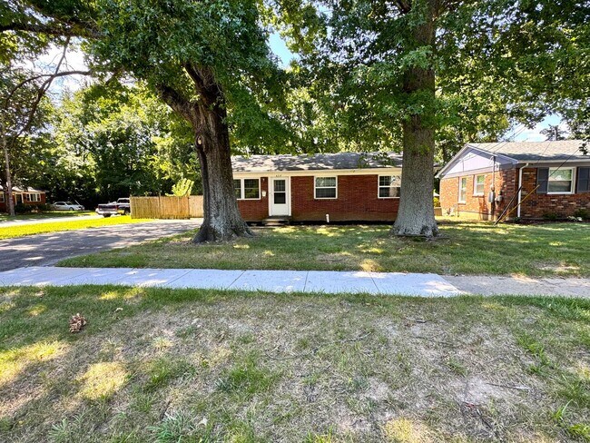 Building Photo - Single Family Home in the heart of Fern Creek