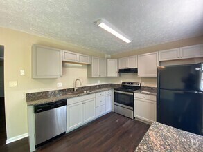 Building Photo - 110 Allyson Way