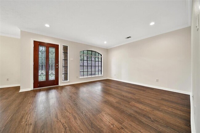 Foto del edificio - 3939 Fawn Creek Dr