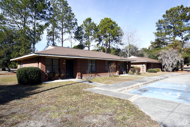 Building Photo - Patterson Terrace Residence
