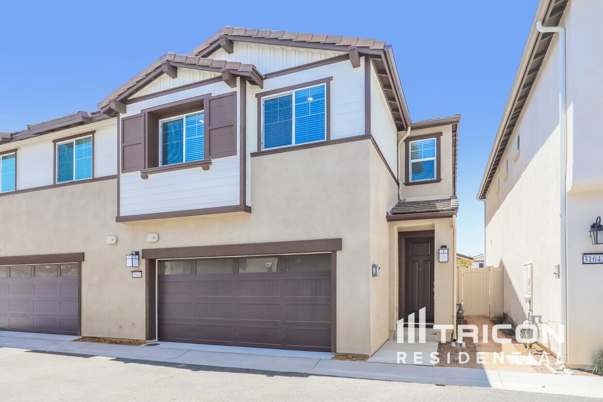 Primary Photo - 31647 Willowood Way
