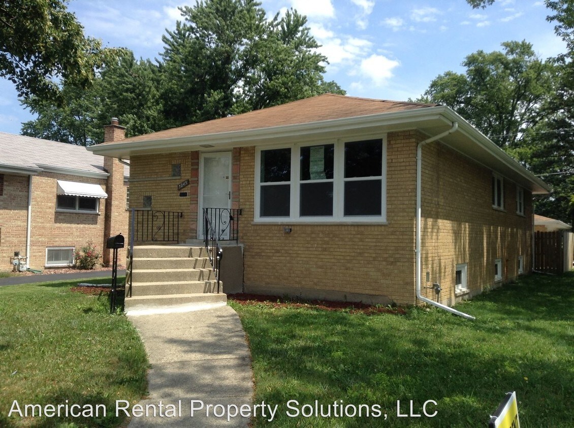 Primary Photo - 3045 Sangamon St