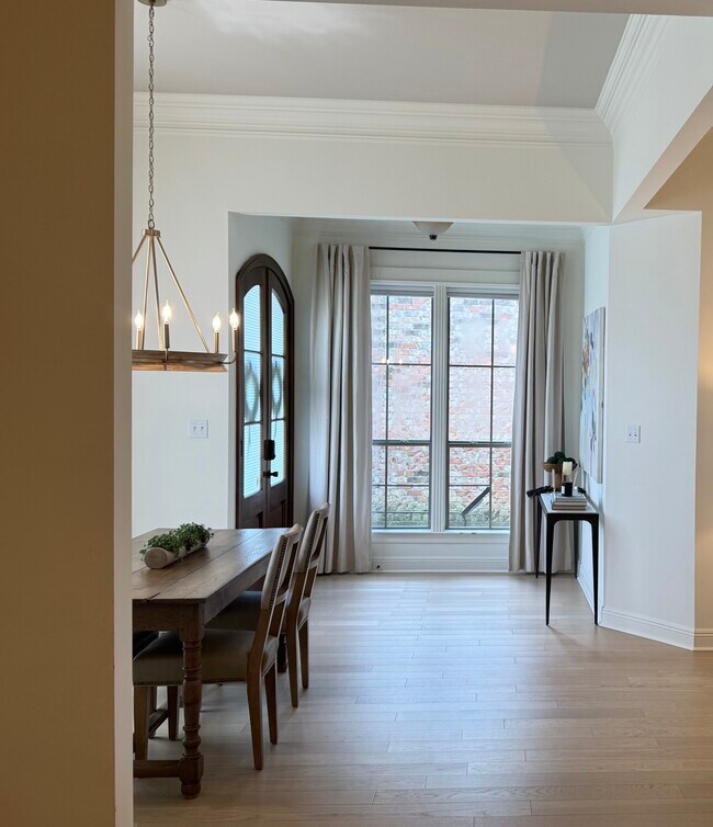 Foto del edificio - 10415 Hill Pointe Ave