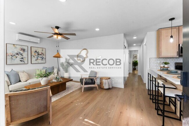 Foto del edificio - 4286 Samoset Ave