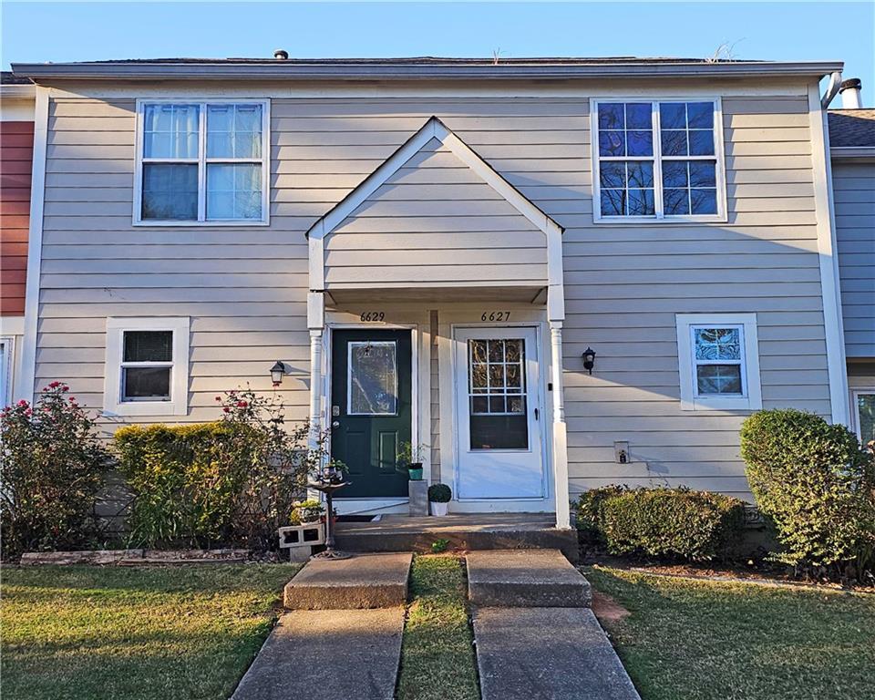 Foto principal - 6627 Banbury Ct NW