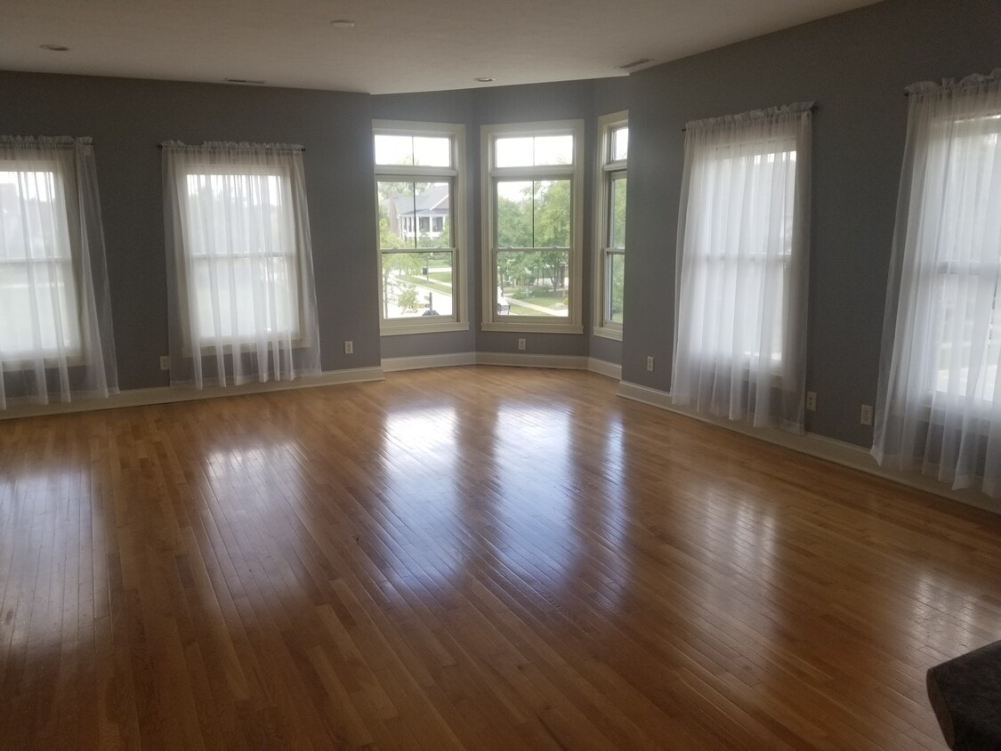 Living/Dining - 7629 W Stonegate Dr