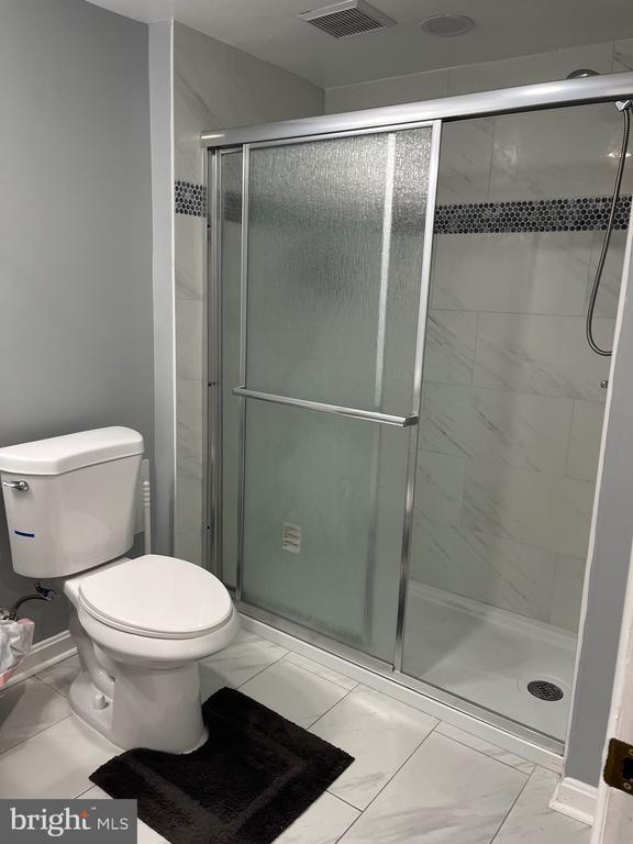 Foto del edificio - 1422 E St