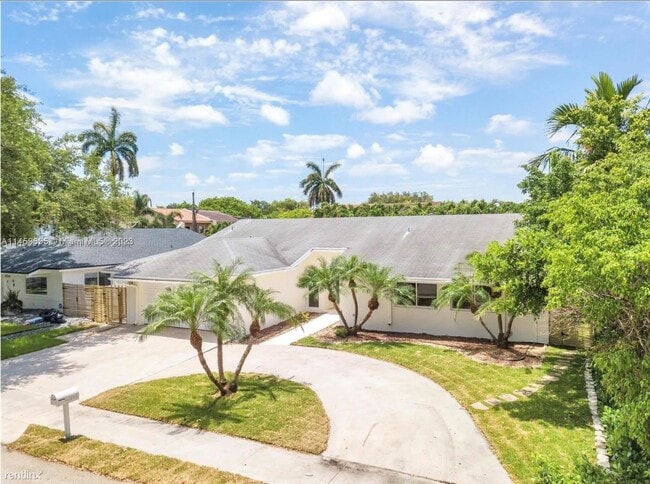 Building Photo - 3 br, 2.5 bath House - 3721 Simms St