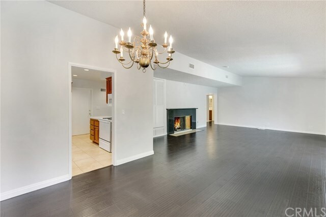 Building Photo - 1445 Riviera Dr
