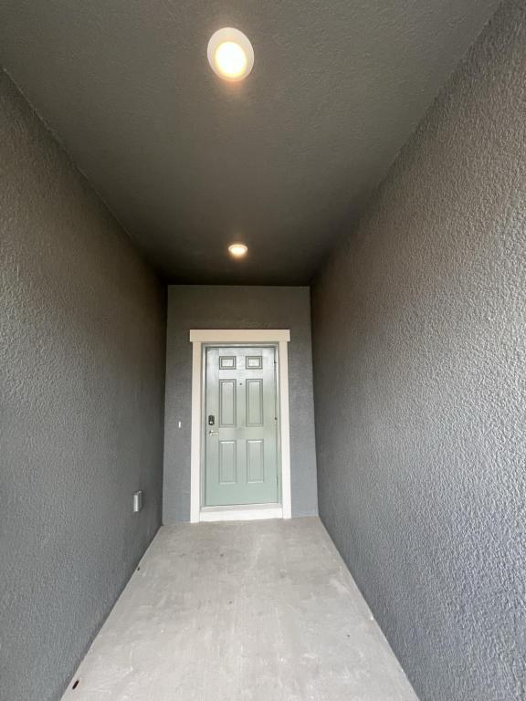 Foto del edificio - 14552 Easy Goer St