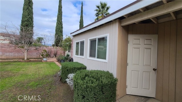 Primary Photo - 426 N Sunset Ave