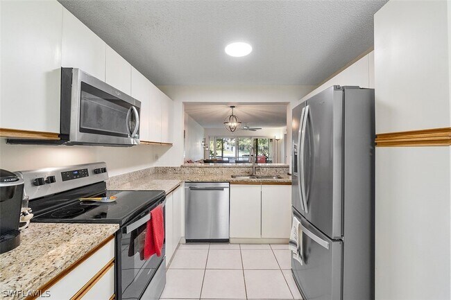 Building Photo - 260 Timber Lake Cir
