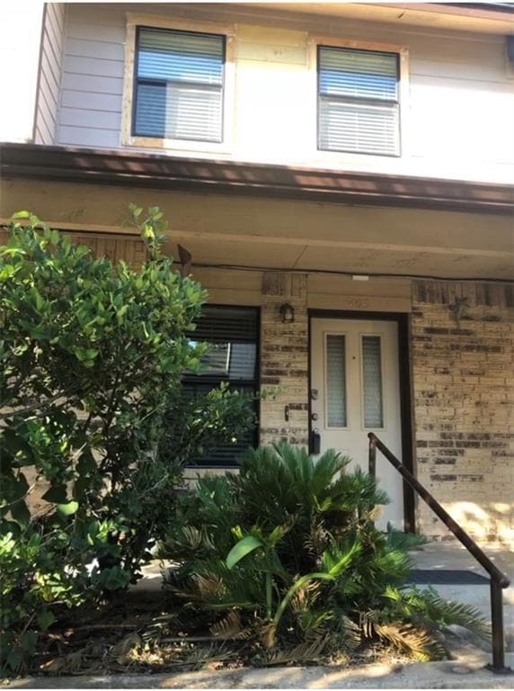 Foto principal - 7800 Northcrest Blvd