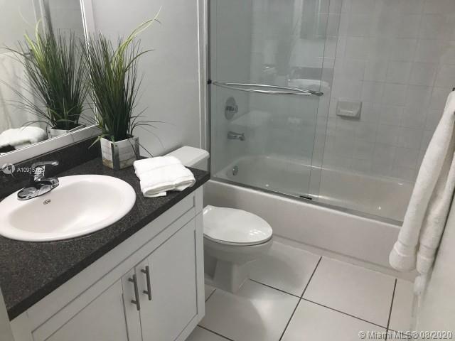 Foto del edificio - 9601 Fontainebleau Blvd