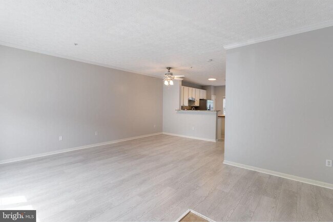 Building Photo - 8212 Silverton Ct