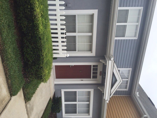 Primary Photo - 4564 Yellowgold Rd E